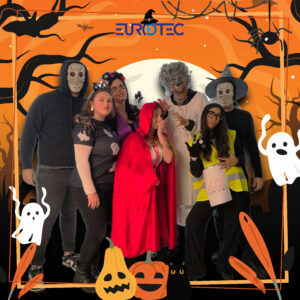 Tra streghe, vampiri e personaggi improbabili, l’ufficio si è trasformato per un giorno in un luogo ancora più creativo e divertente.